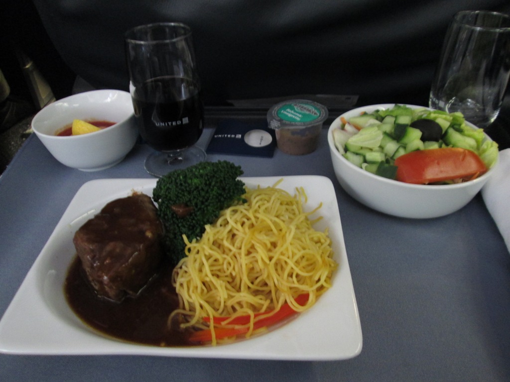 UA670 LAX/HNL Lunch